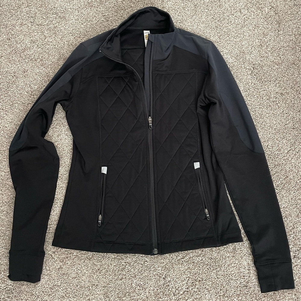 Lolë Jacket